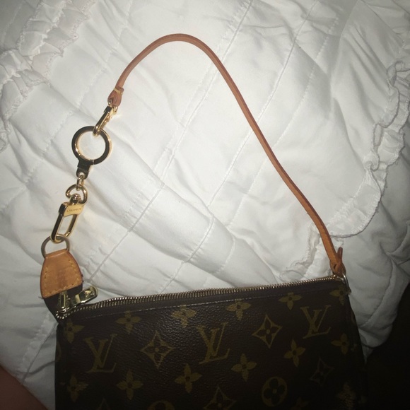 Louis Vuitton small purse/Date Code SD0064 - Picture 5 of 8